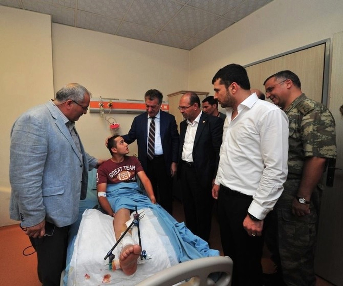 Vali Kerem Al Yaralı Askeri Ziyaret Etti