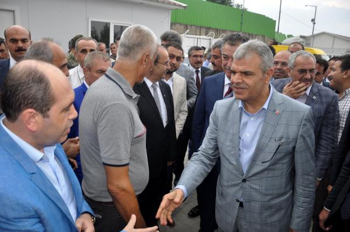Veysi Kaynak: Osmaniye\'deki Çadırkent, Konteynır Kente Dönüştürülecek