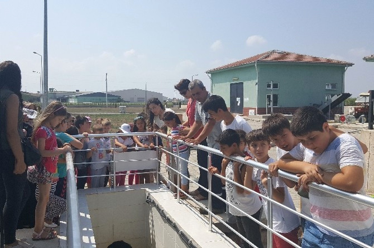 Yaz Okulu Öğrencileri Atıksu Arıtma Tesisi\'nde