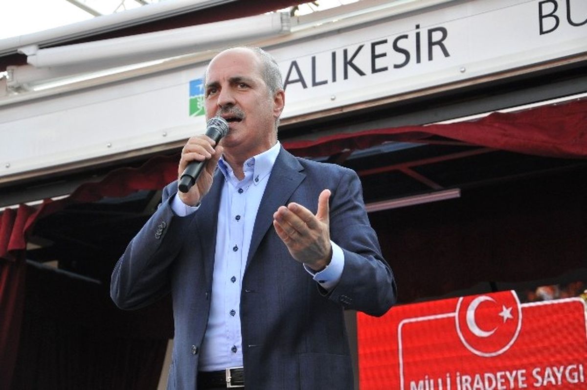 Başbakan Yardımcısı Kurtulmuş, Balıkesir\'de \'Demokrasi ve Şehitler Mitingi\'ne Katıldı
