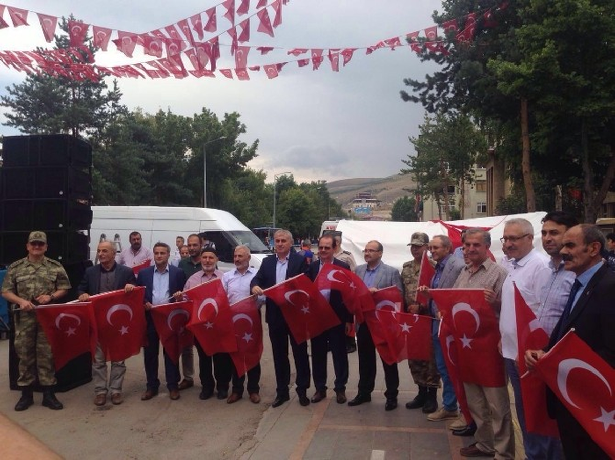 Demokrasi ve Şehitler Mitingi"Ne Bayburt\'tan Destek