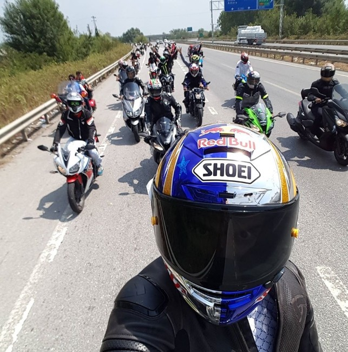 Kenan Sofuoğlu ve Motosikletçiler Mitinge Doğru Yola Çıktı