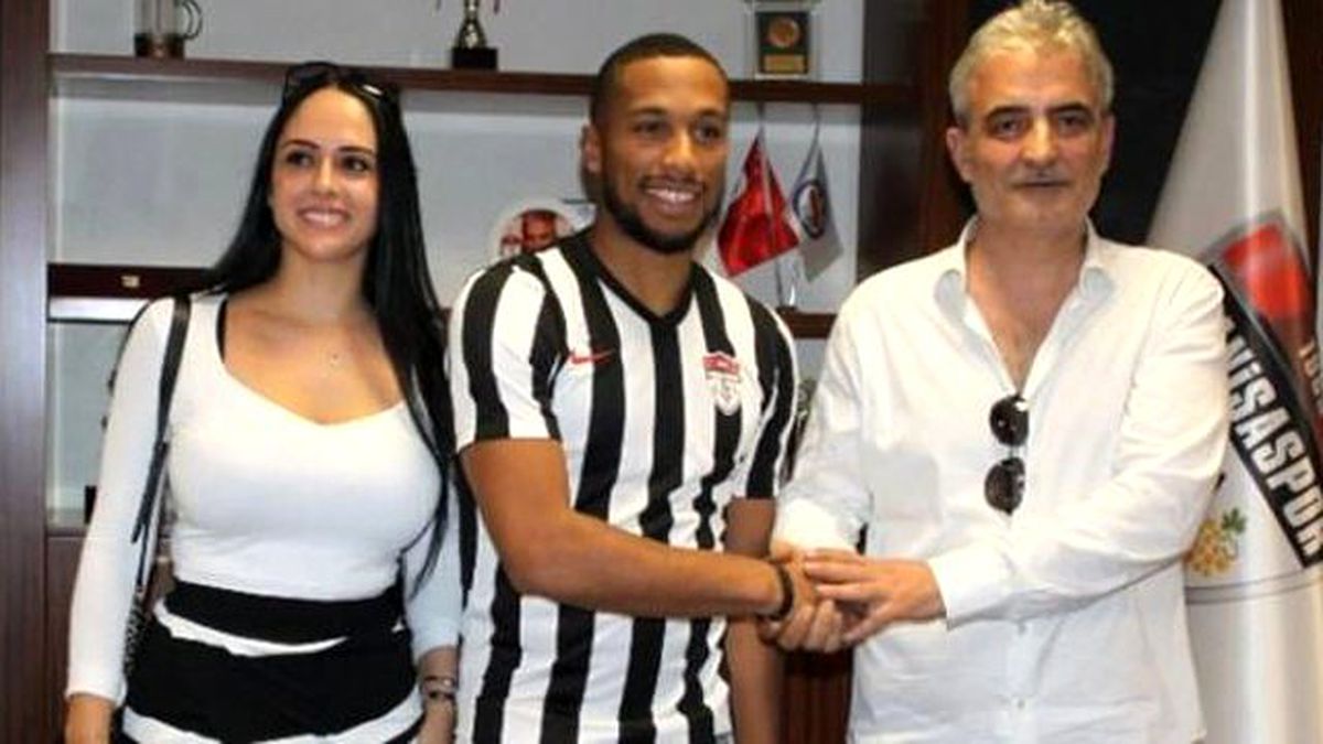 Manisaspor'un Yeni Transferi Novillo, 2008'de Türkiye'de Ölümden Döndü