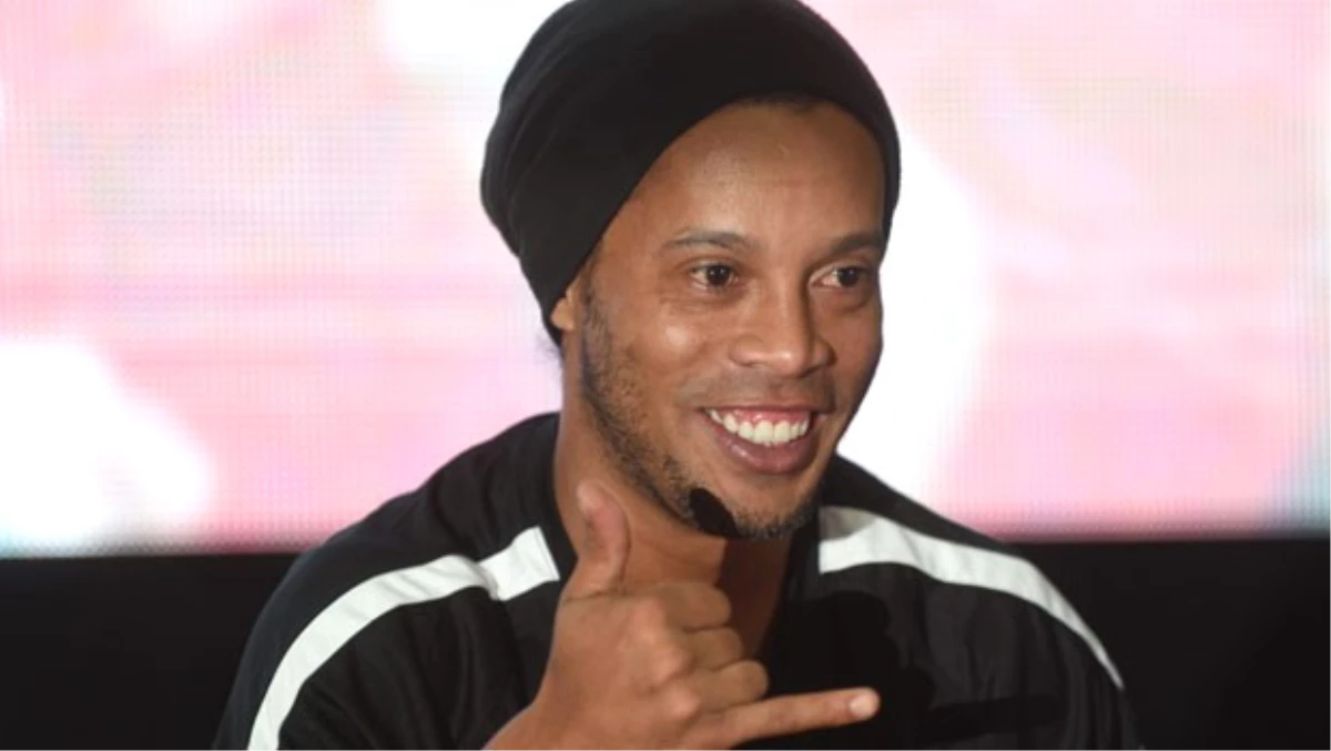 Ronaldinho\'ya 1 Maç İçin Çılgın Teklif!