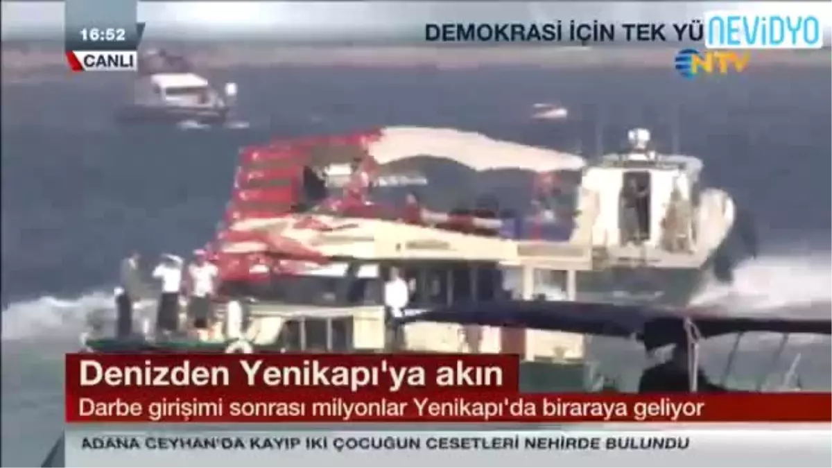 Yenikapı Mitingine Yüzerek Geldi