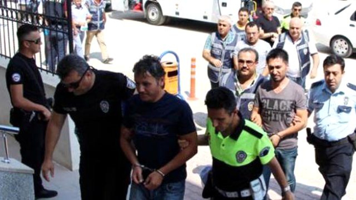 Antalya\'da 2 Bin 416 Kişiye Fetö/pdy Soruşturması