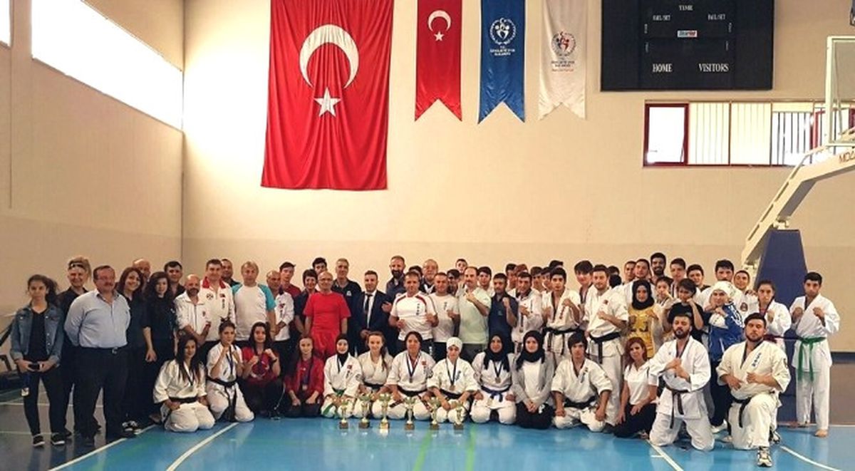 Budokaido Kyokushin\'nde Pursaklar Belediyesi 2 Altın Madalya Kazandı