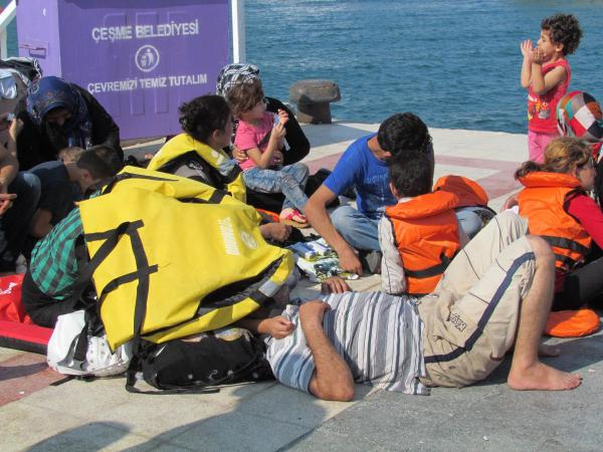 Çeşme Açıklarında 68 Mülteci Yakalandı