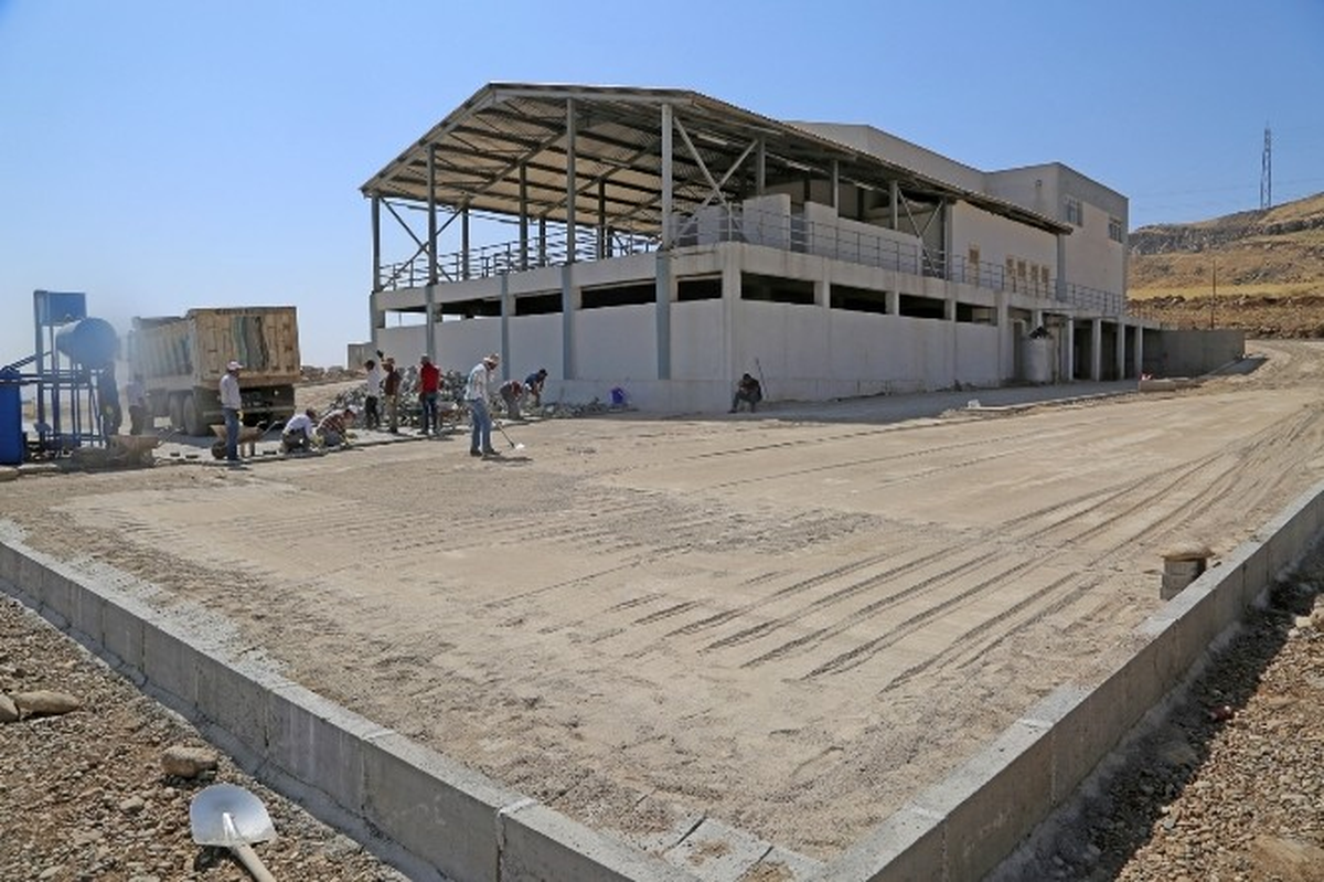 Cizre\'de Yeni Mezbahana Binasında Çevre Düzenlemesi Yapıldı