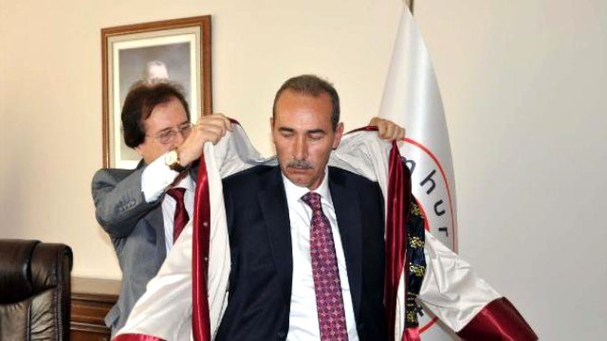 Cü Rektörü Yıldız\'dan 15 Temmuz Dayanışma Kampanyası\'na Destek