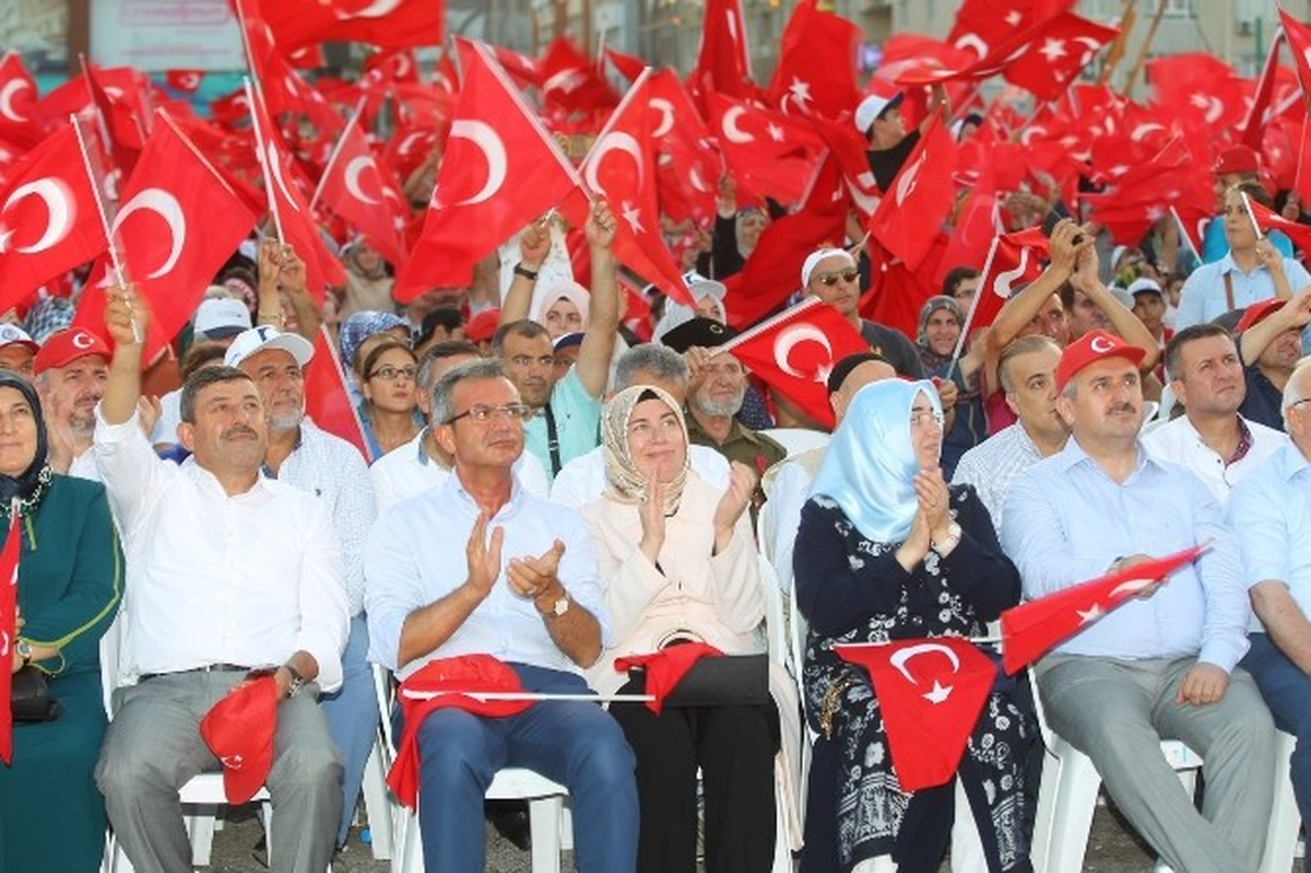 Demokrasi Sevdalılarına Köşker\'den Teşekkür