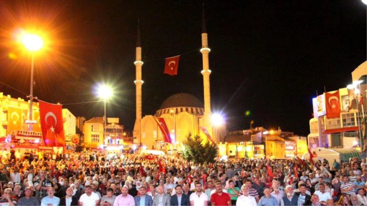 Develi Halkı Gündüz İşinde Gece Demokrasi Nöbetinde 24.Gün: