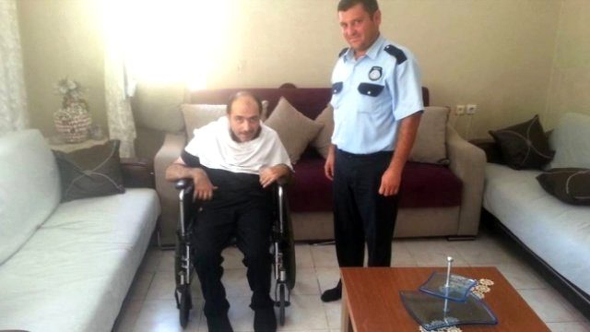 Engelli Vatandaşın İmdadına Zabıtalar Yetişti