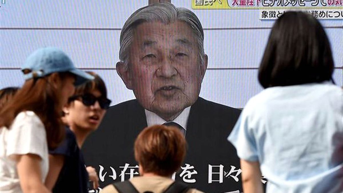 Japon İmparatoru Akihito, Tahtı Bırakıyor