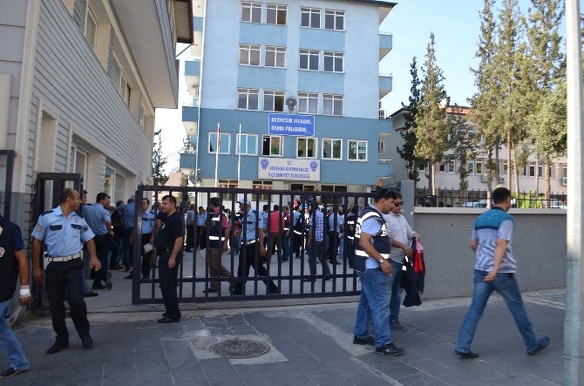 Kırıkhan\'da 32 Kişi Gözaltına Alındı