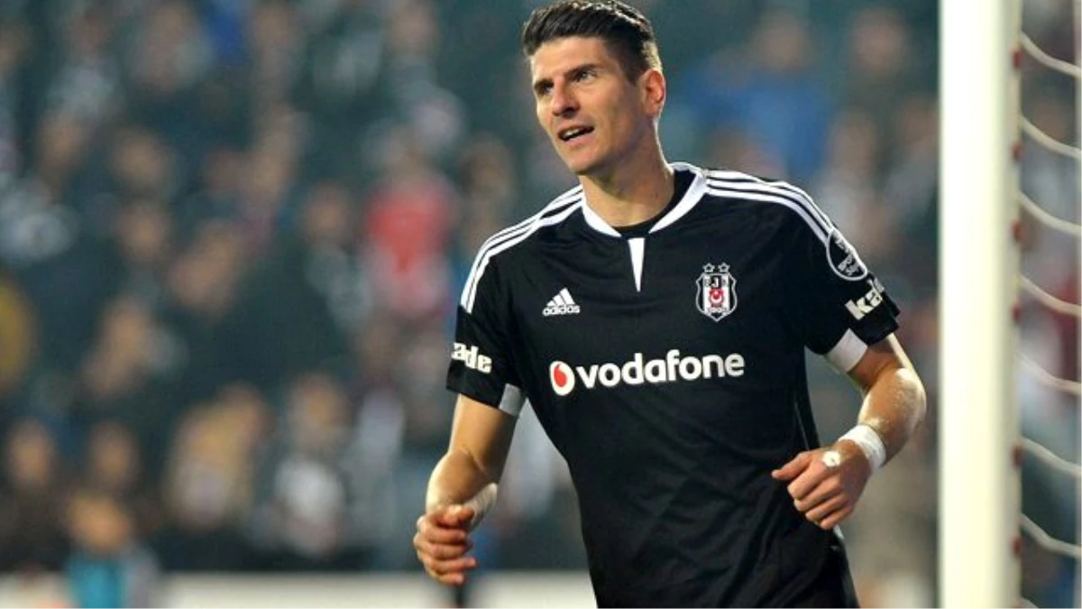 Mario Gomez, Beşiktaş\'ın 3.5 Milyon Euro\'luk Teklifini Kabul Etti
