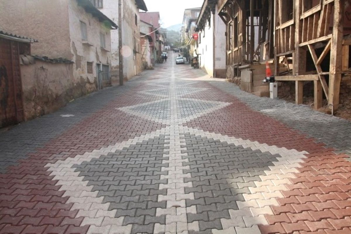 Osmaneli\'nde Yol Çalışmalarında Sona Gelindi