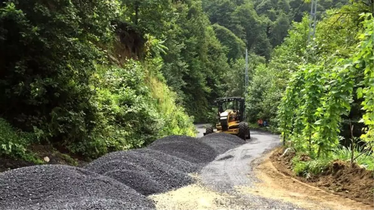 Rize Belediyesi\'nden Mahalle Yollarına İyileştirme