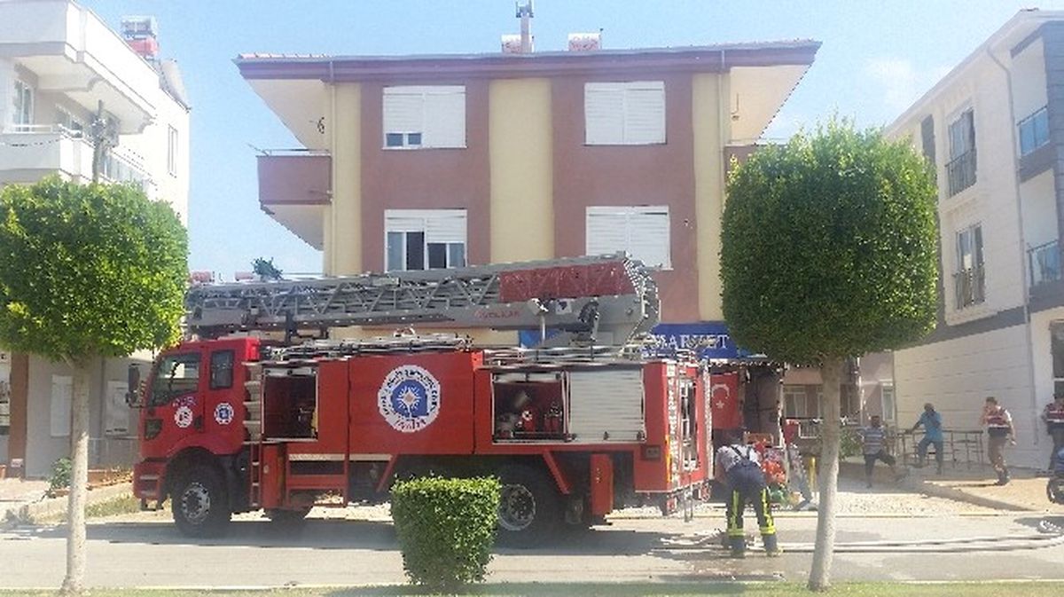 Sarılar\'da Yangın Ucuz Atlatıldı