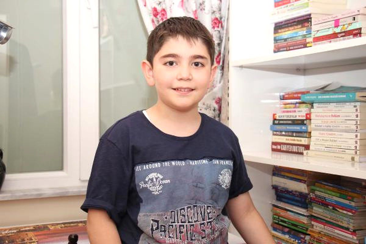 TBMM\'nin Tamiratı İçin Harçlıklarını Yollayan Minik Öğrenci Utkutan: Çok Duygulandım