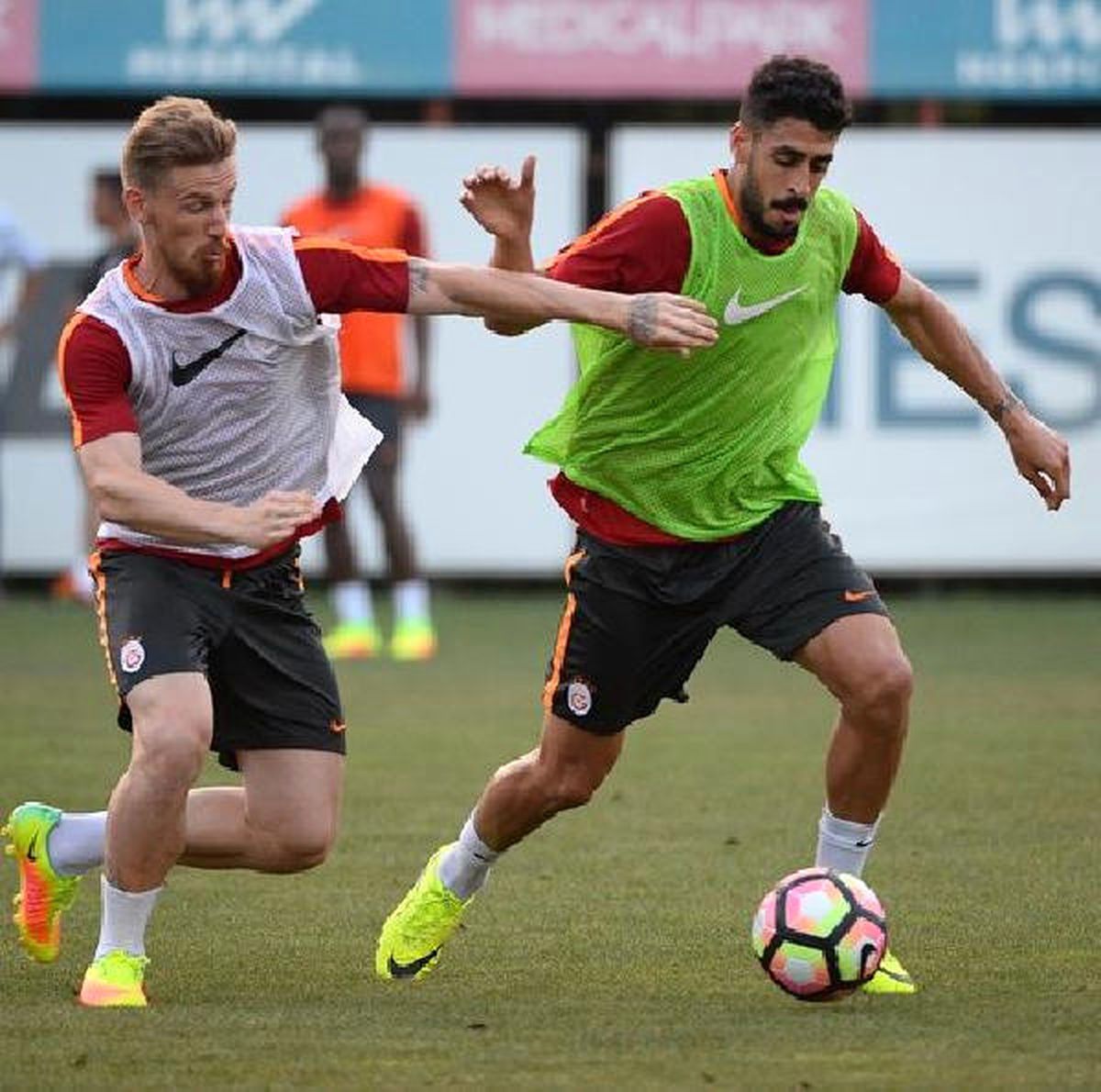 Tolga Ciğerci, Galatasaray\'da İlk İdmanına Çıktı