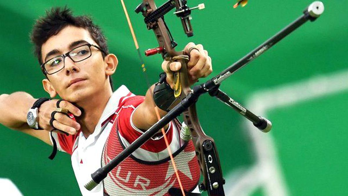 17 Yaşındaki Okçu Mete Gazoz, Türkiye Gündemine Oturdu