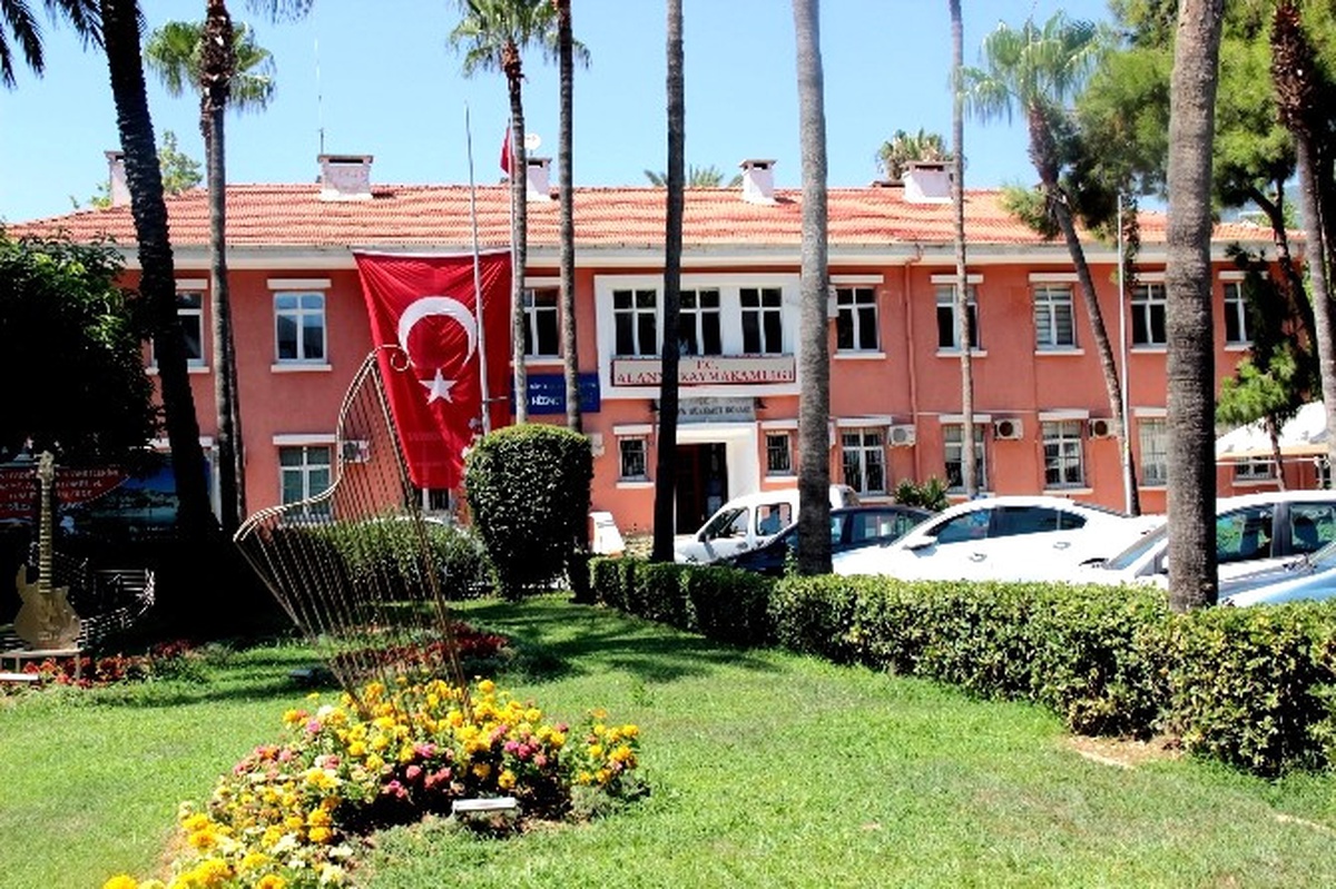 Alanya\'da Fetö ile Bağlantılı Kurumlar Kamuya Devredildi