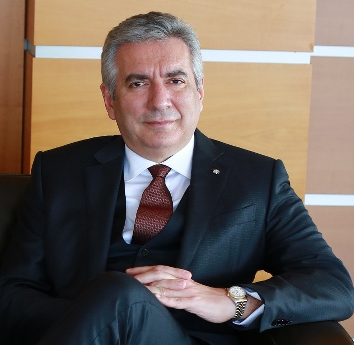 Bahçıvan: "Öncelikle Ekonomide İki Ülkeyi de Rahatlatacak Adımlar Peş Peşe Atılmalıdır"