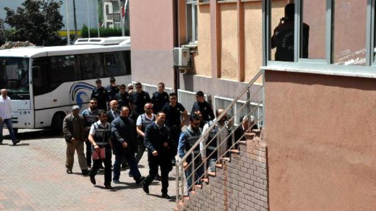 Bartın\'da Fetö/pdy Soruşturmasında 10 Kişi Tutuklandı