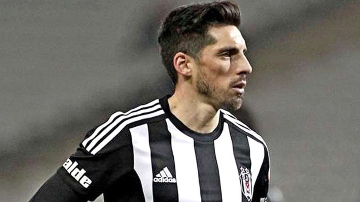 Beşiktaş, Jose Sosa'nın Affedildiğini Duyurdu