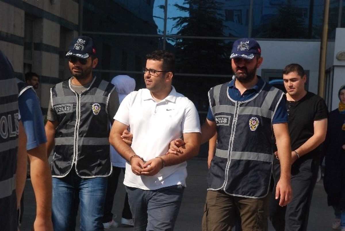 Bolu\'da Fetö Operasyonunda 6 Kişi Adliyeye Sevk Edildi