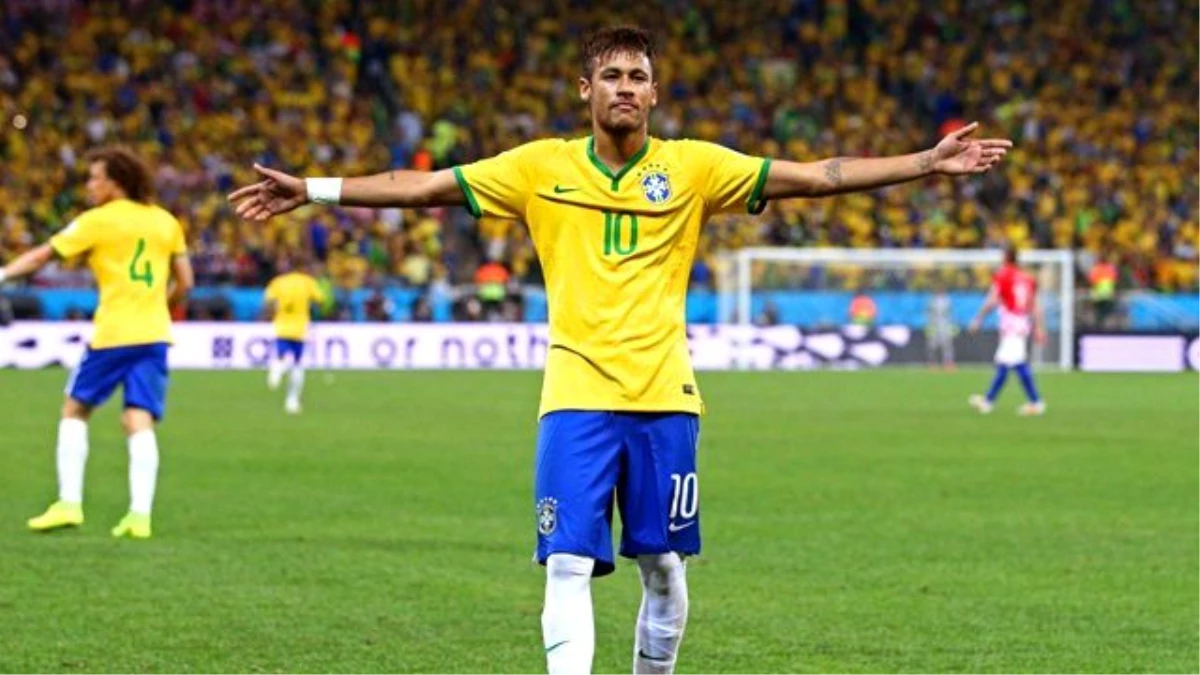 Brezilya\'da Neymar\'a Şok: Sen Git Etekli Pele Gelsin