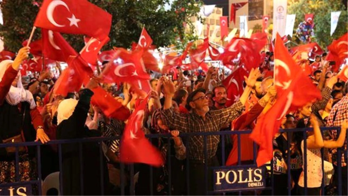 Fetö\'nün Darbe Girişimine Tepkiler