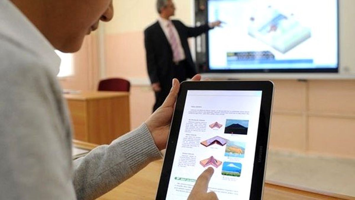 Görevden Uzaklaştırılan Eğitimcilerin Bilgisayar ve Tabletleri Geri İstendi