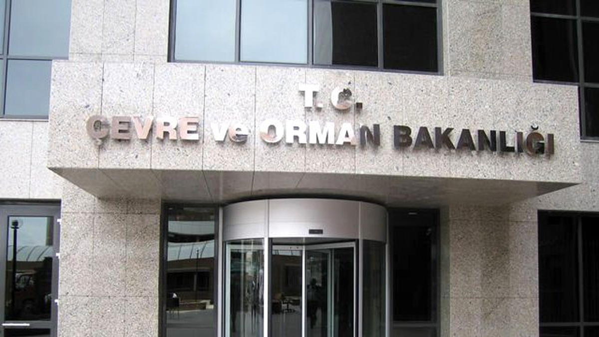 FETÖ\'den 383 Kişi Görevden Uzaklaştırıldı