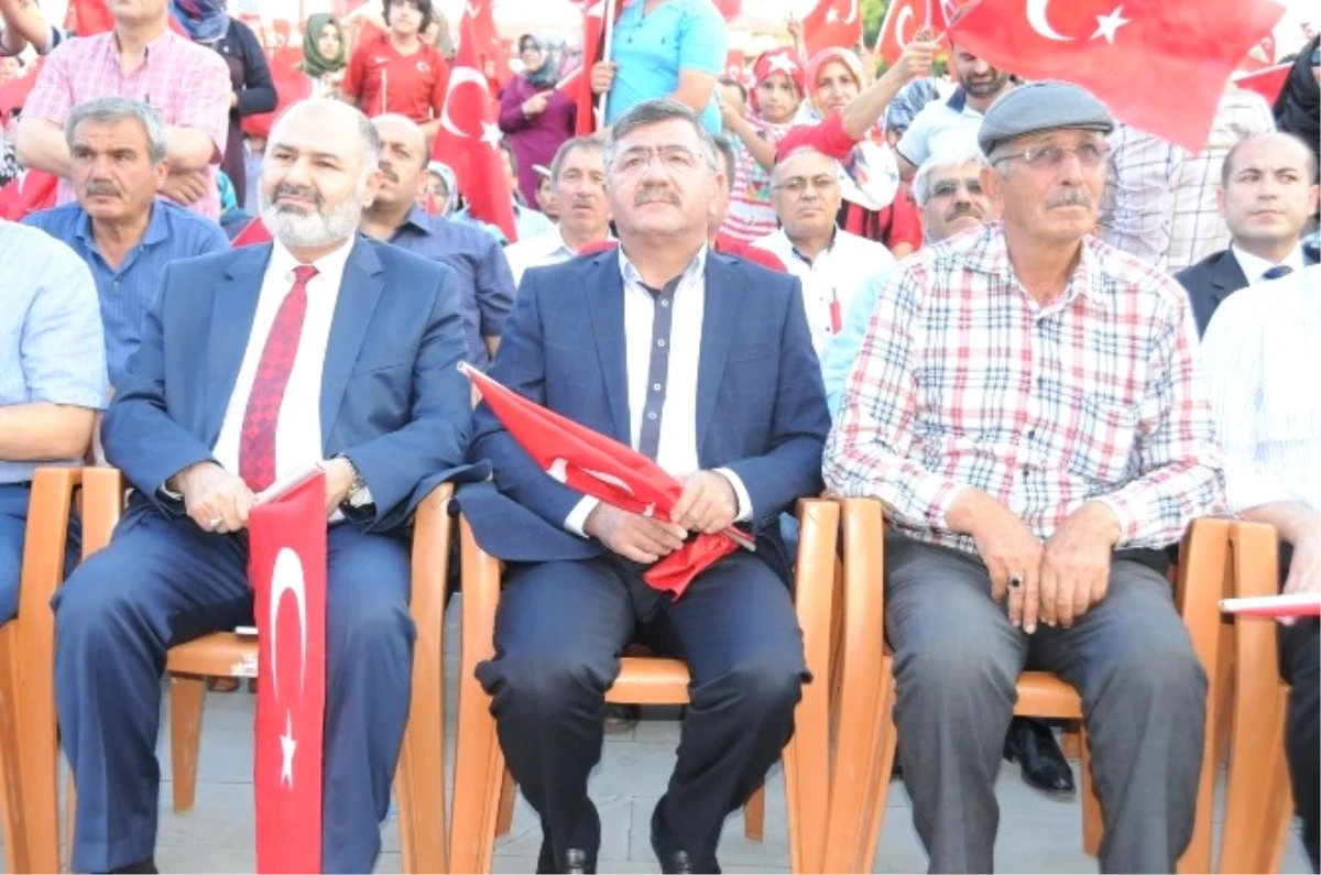 Şehit Ömer Halisdemir\'in Babası Hasan Hüseyin Halisdemir;