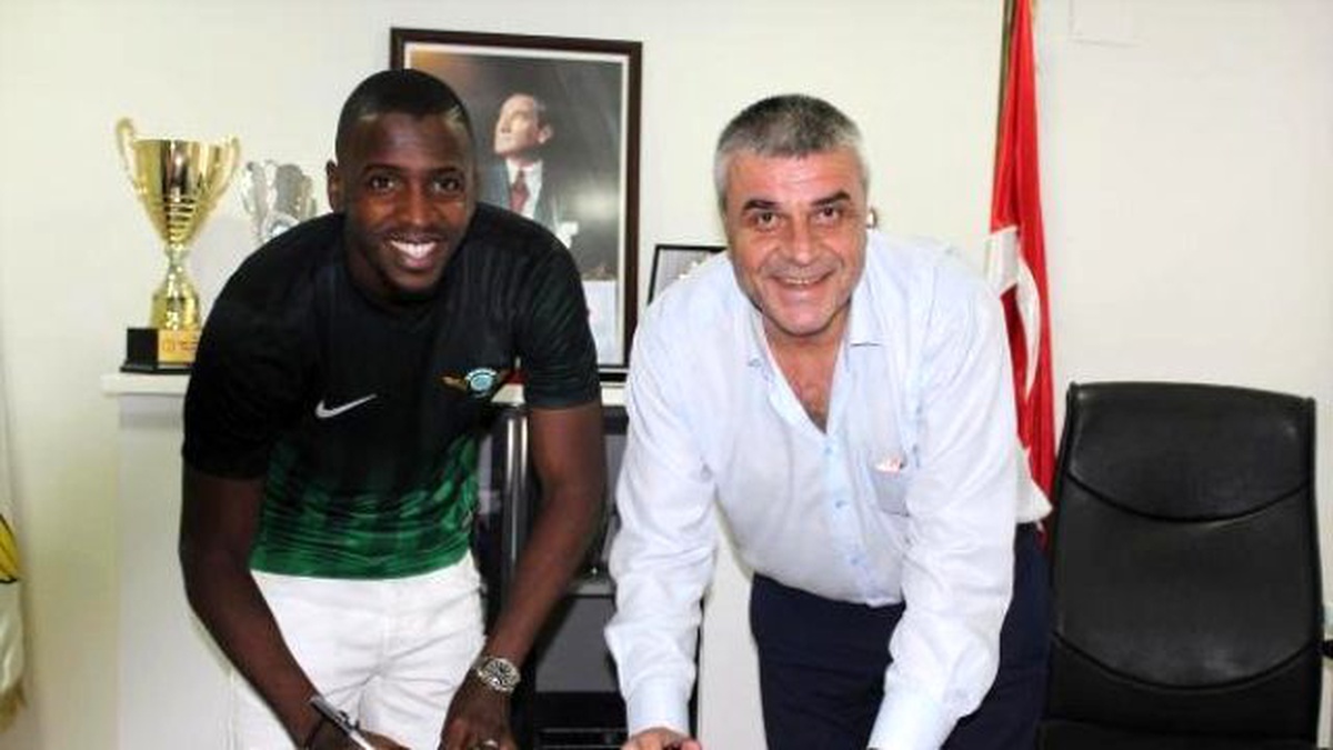 Akhisar Belediyespor\'da Transfer