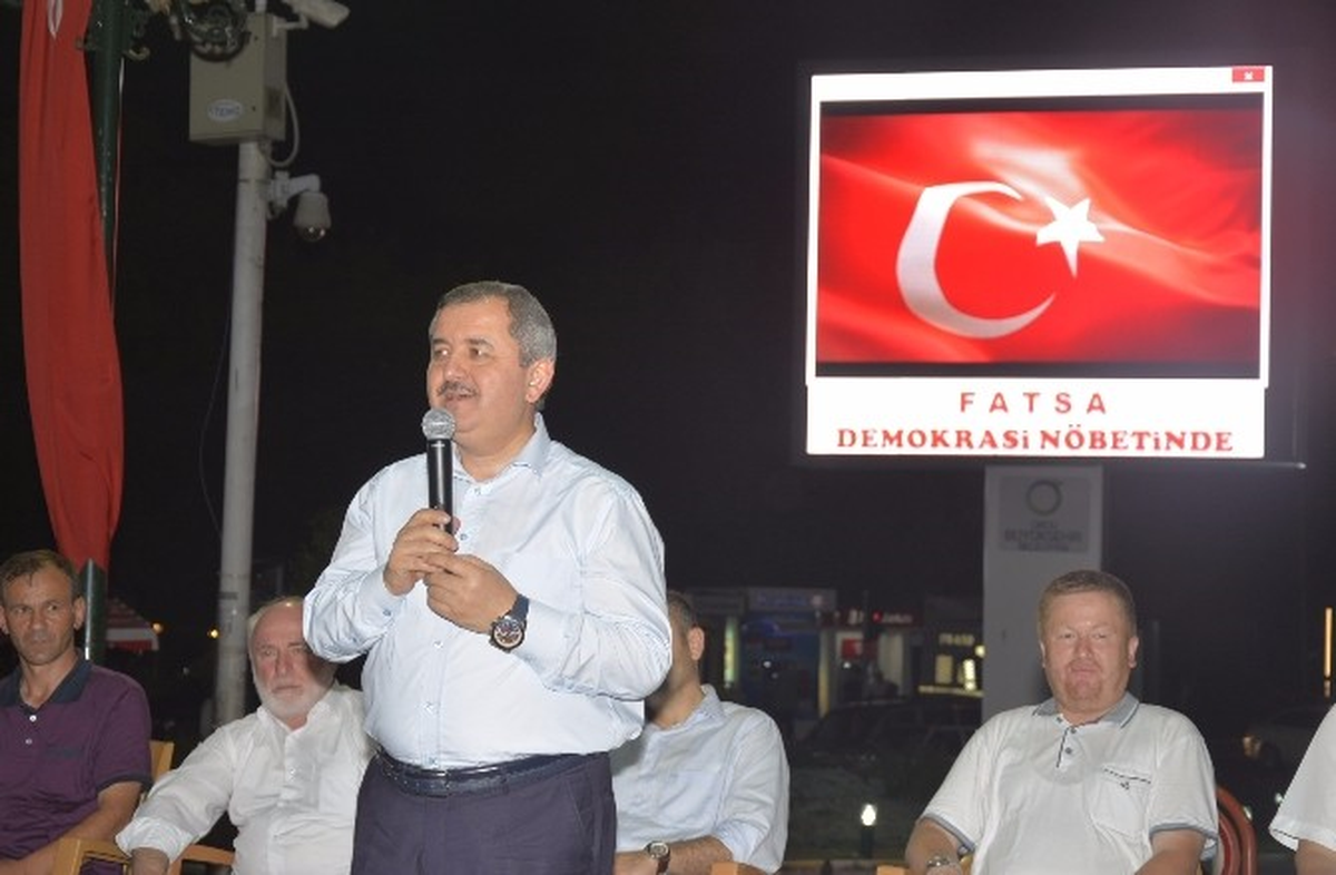 Anlayan\'dan Batı\'ya \'Demokrasi\' Eleştirisi