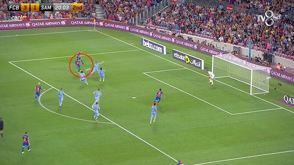 Barcelona-Sampdoria Maçında Arda'nın Şutu Direkten Döndü