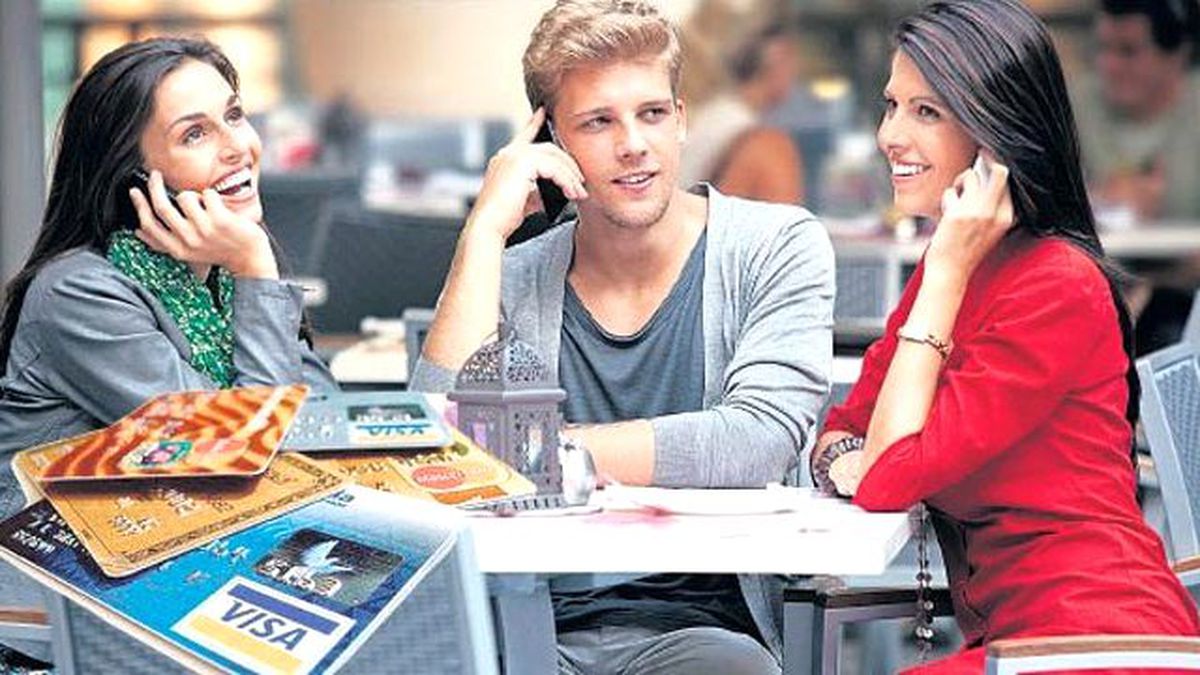 Cep Telefonuna Taksit Geliyor, Kredilerin Vadeleri Uzuyor, Taksit Sayısı 9'dan 12'ye Çıkıyor