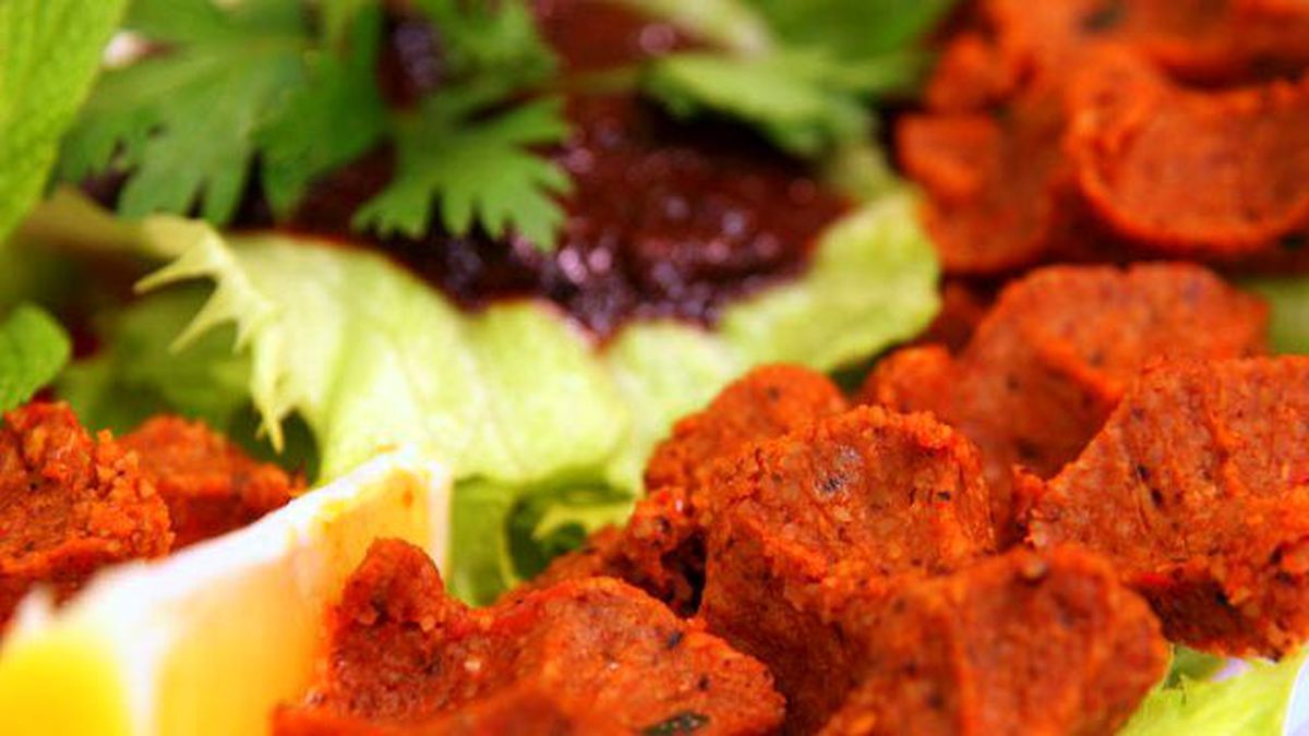 Çiğ Köfte Deposundan Himmet Parası Çıktı