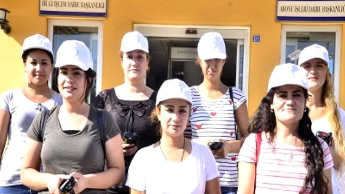 Diyarbakır\'ın Su Sayaçlarını Kadınlar Okuyor