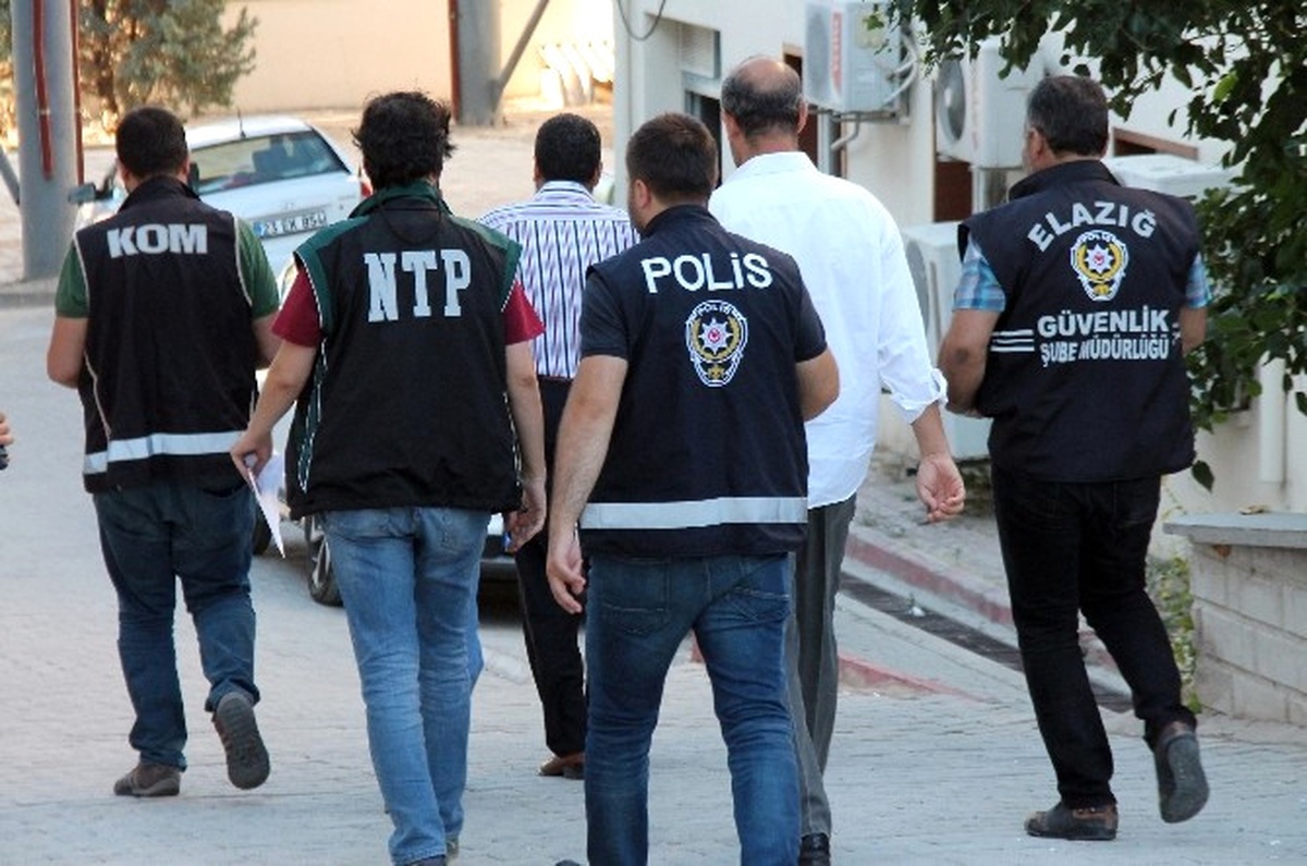 Elazığ\'da Fetö Operasyonlarında 226 Şüpheli Tutuklandı