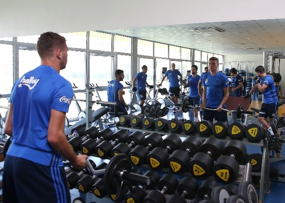 Fenerbahçe, Grasshoppers Maçı Hazırlıklarını Sürdürüyor