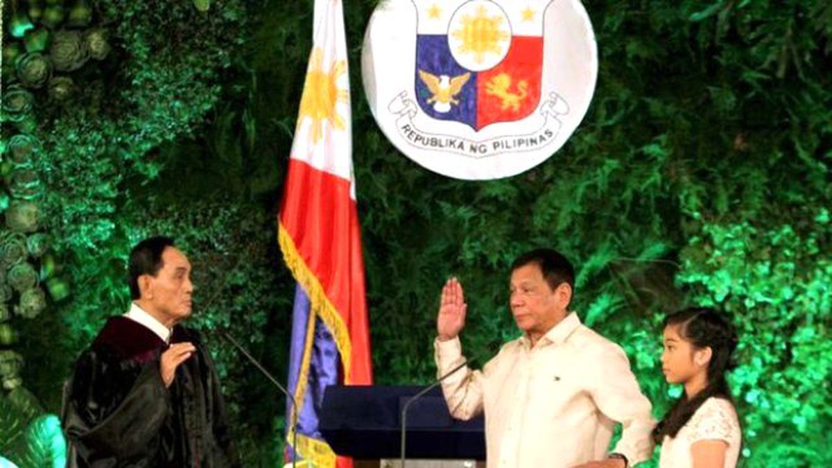 Duterte\'den "Ebu Seyyaf\'ı Bitirin" Direktifi