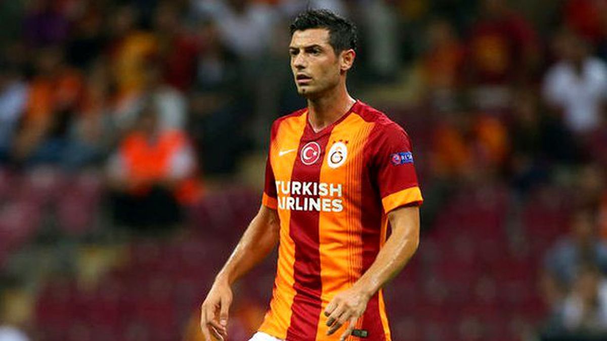 Galatasaraylı Blerim Dzemaili, Bologna'ya Transfer Oluyor