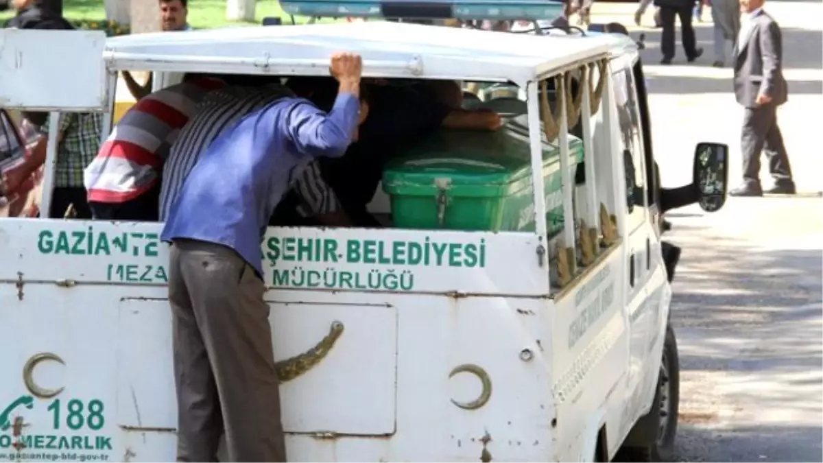 Av Tüfeğiyle Vurulan Kişi Öldü