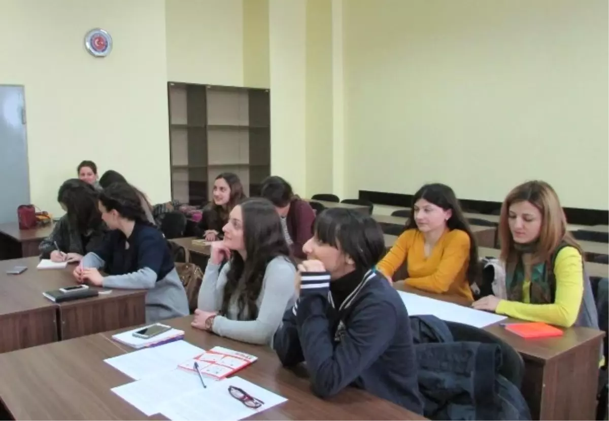 Gürcistan Teknik Üniversitesi Kamu Araştırma Geliştirme Merkezi\'ne Tadilat ve Donanım Desteği