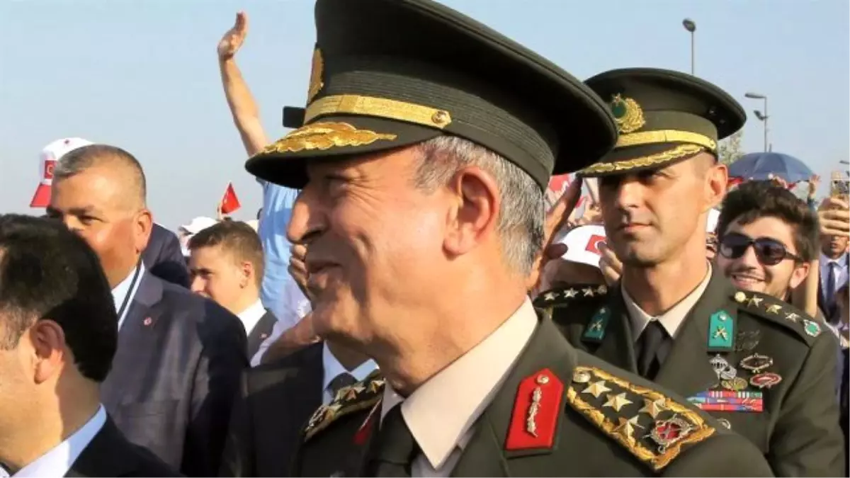 Hulusi Akar\'ın Yeni Yaveri Kıbrıs\'tan!