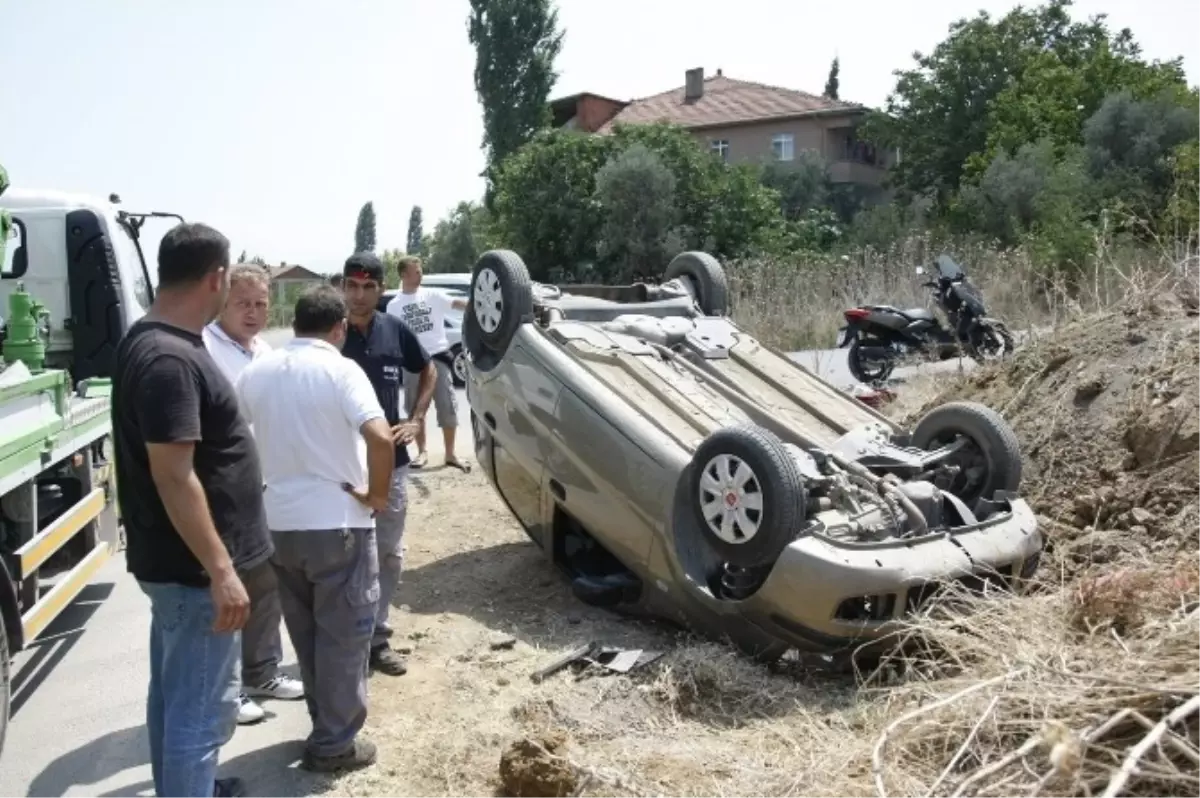 Köpeğe Çarpmamak İsterken Takla Attı